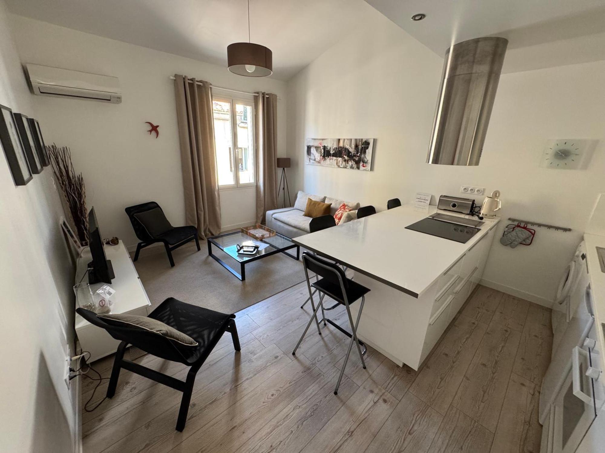 Bel Appartement Terrasse 4 Etoiles Intra Muros Aigues-Mortes Exterior foto